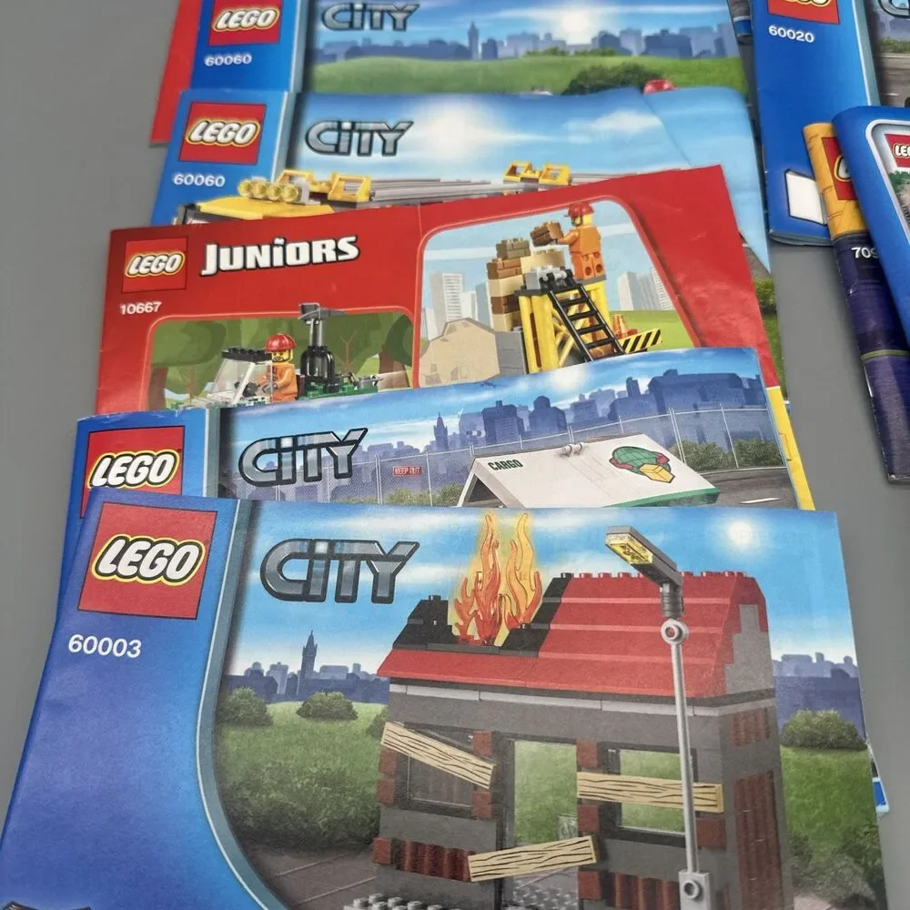 Lot Of 24 Lego Set Manuals Mixed - City, Juniors, Batman, Star Wars, Creator